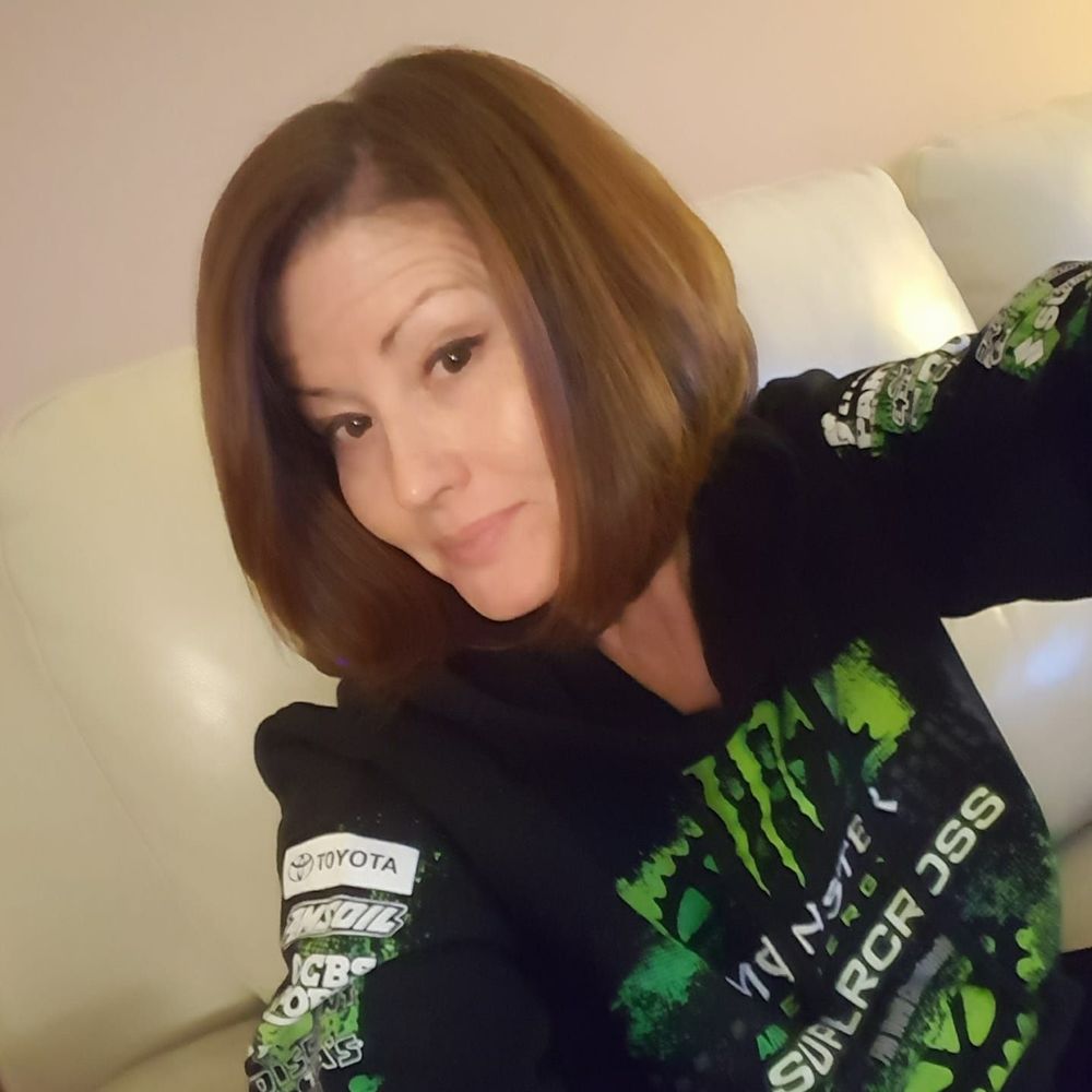 Meet your Posher, Angela